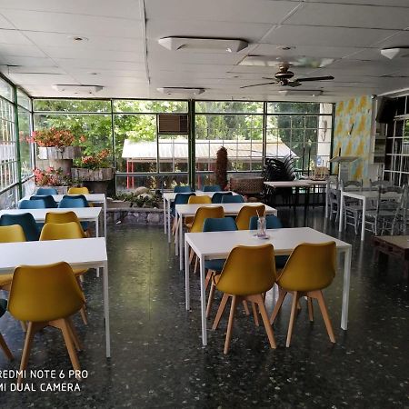 Hotel Montearagon Huesca Eksteriør bilde