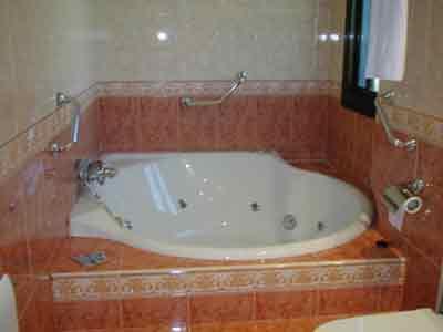 Hotel Montearagon Huesca Eksteriør bilde