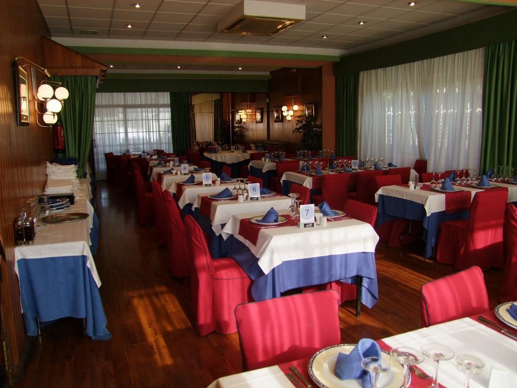 Hotel Montearagon Huesca Eksteriør bilde